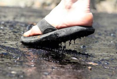 Sıcak hava asfalt eritti