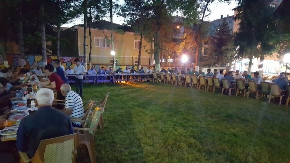 Tayin olan jandarma personeline veda yemeği verildi