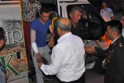 Terhisine 30 gün kala yaralanan askere karşılama