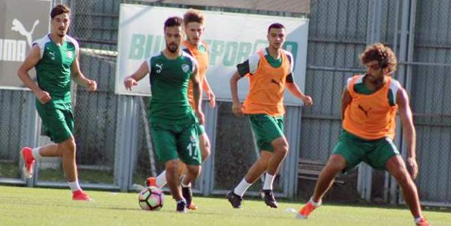 Bursaspor gol çalıştı