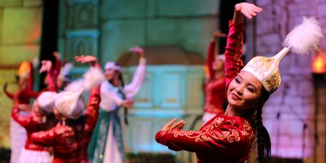 31. Uluslararası Altın Karagöz Halk Dansları Yarışması başladı