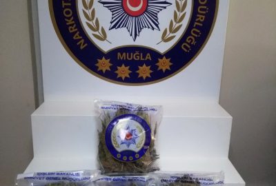 Yolcu otobüsüne uyuşturucu operasyonu