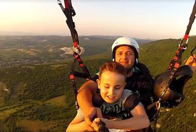 Bursa’da görme engelli çocuğun uçma hayali gerçek oldu