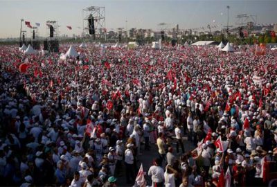 Miting meydanından fotoğraflar