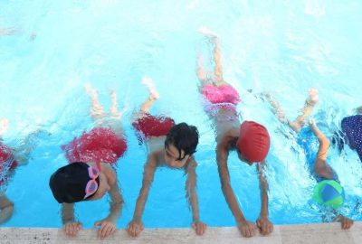 Mezitli’de yüzme kursuna yoğun ilgi