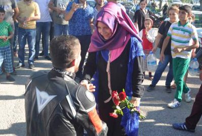 Evlilik teklifine kaza bile engel olamadı