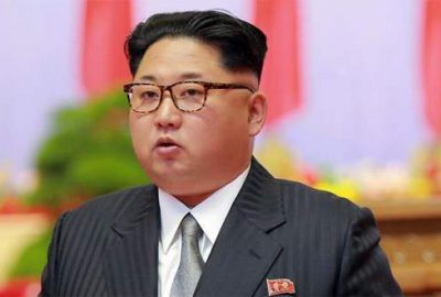 Konserde yıldızlardan çok tezahürat aldı