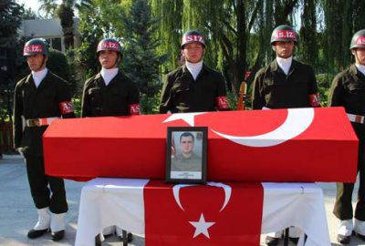 Şehitler memleketlerine uğurlandı