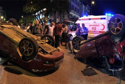 Bursa’da otomobil takla attı: 4 yaralı