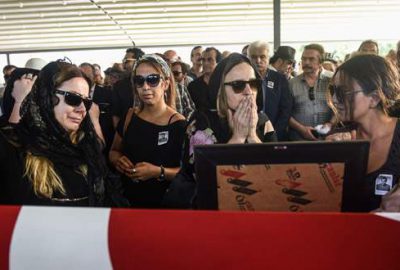 Fikret Hakan son yolculuğuna uğurlandı