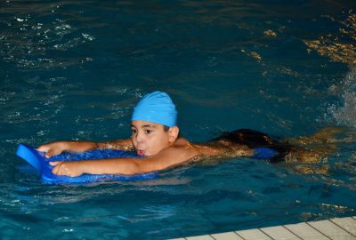 Pursaklar’da yüzme kursuna büyük ilgi