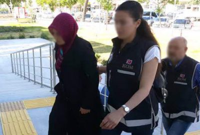 Cezaevine mektup sokmaya çalışan FETÖ’cünün eşi tutuklandı