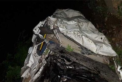 Artvin’de minibüs uçuruma yuvarlandı : 3 ölü, 10 yaralı