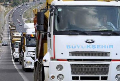 Belediyeden 400 araçlık ’15 Temmuz’ konvoyu