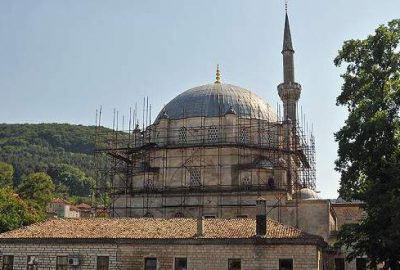 Araştırmacı Prof. Mikov ülkede Osmanlı döneminden kalma 88 cami ve