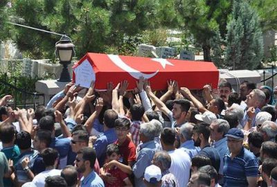 Şehit polis memuru son yolculuğuna uğurlandı