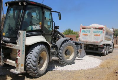 Haliliye Belediyesi kırsaldaki yol atağını sürdürüyor