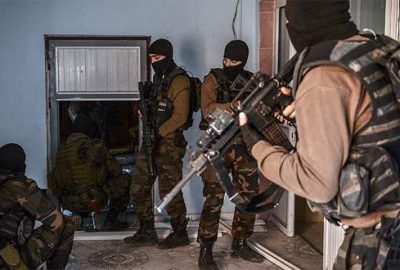 FETÖ’cü eski SAT komandosunun bodrumundan cephanelik çıktı