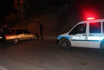 Polis, kaza yerinde sürücü aradı