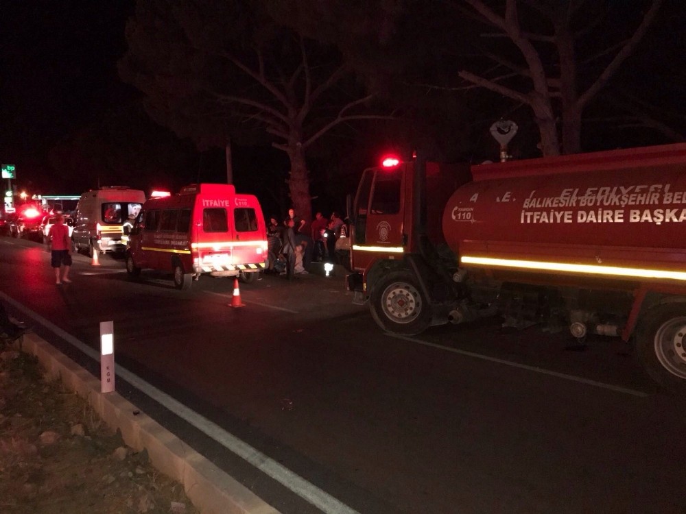 Balıkesir’de kaza: 2 ölü, 1 yaralı