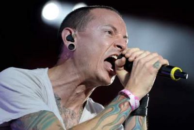 Linkin Park solisti Chester Bennington hayatını kaybetti