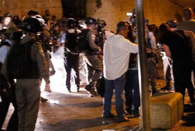 İsrail polisi, Aksa kapısındaki cemaate müdahale etti