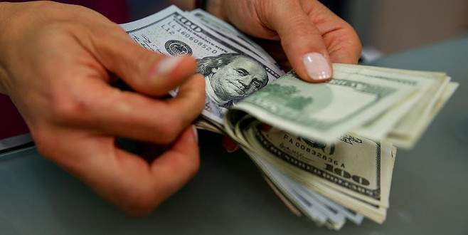 Dolar/TL güne yatay başladı