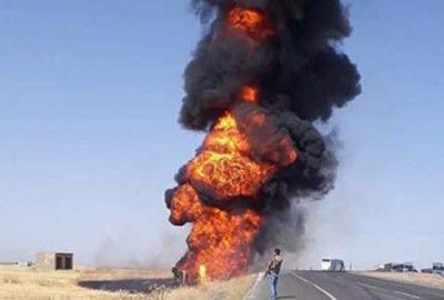 Tanker ile yolcu otobüsü çarpıştı: 1 ölü