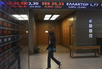 Yunanistan piyasalara geri dönüyor