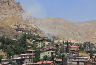 Kayalık alanda yangın