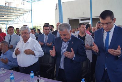 Bakan Arslan, baba ocağında taziyeleri kabul etti