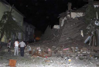 Lokantada patlama! İki katlı bina yıkıldı