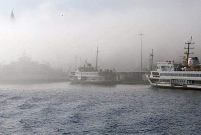 İstanbul’da yoğun sis ulaşımı olumsuz etkiledi