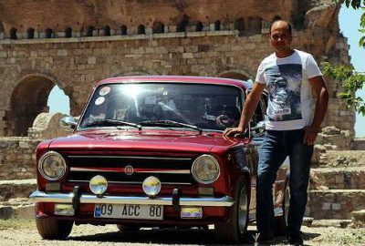 Aydın'da bir otomobil tutkunu, halk arasında "Hacı Murat" olarak bilinen
