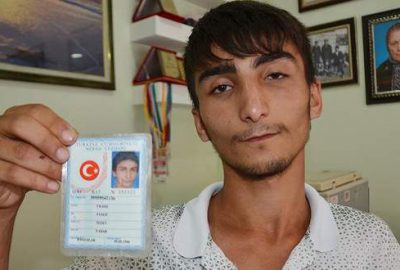 İstanbul'da oturan Yusuf Yıldız, ayrı yaşayan anne ve babası tarafından
