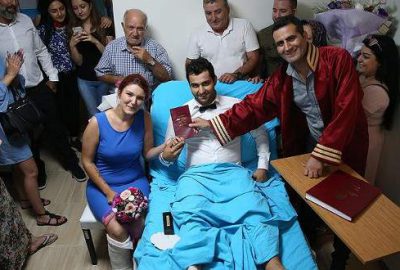 Bursa’da kazada yaralanan çiftin nikahı hastanede kıyıldı
