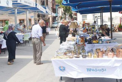 Antika eşyalar yeni sahiplerini bekliyor