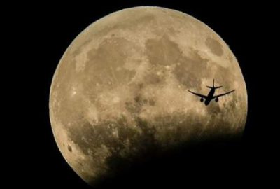 Astronomi meraklılarının bekledikleri tutulma, Türkiye'den de gözlendi.