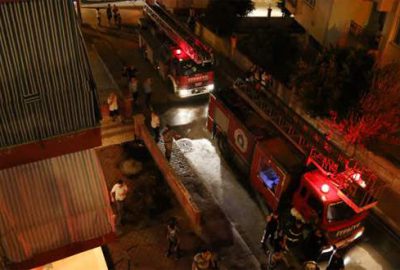 Alevlerin arasında kalan çocuğu komşuları kurtardı