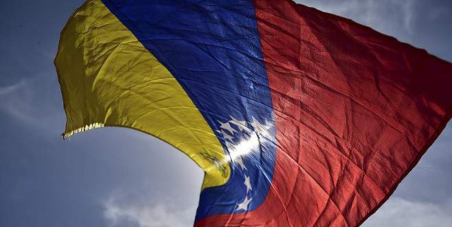 Venezuela’da Kongre üyelerinden kurucu meclis aleyhine karar