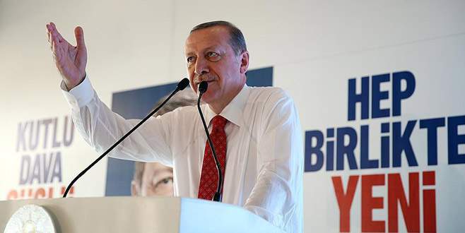 ‘Çıkarını ülkesinin önünde tutan AK Parti’de yönetici olamaz’