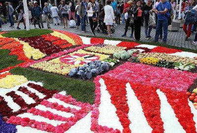 Brüksel’de Çiçek Zamanı Festivali renkli görüntülere sahne oldu