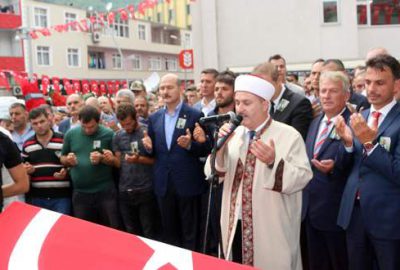 ‘İyi ki varsın’ diyerek sonsuzluğa gözyaşlarıyla uğurlandı