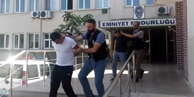 Uyuşturucu tacirlerine suçüstü