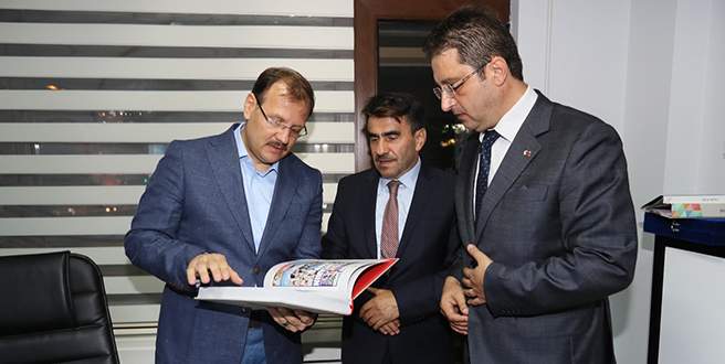 Çavuşoğlu’na yerel medya brifingi