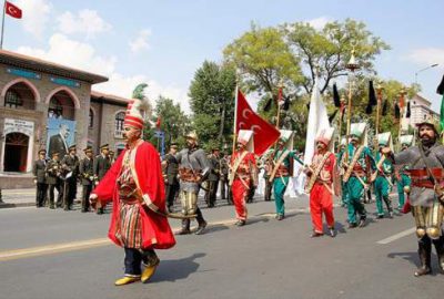 TBMM’den eski Meclis’e kadar geçit töreni