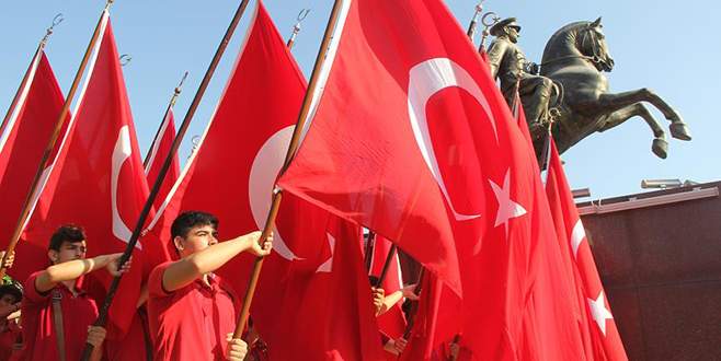 Yurtta 30 Ağustos coşkuyla kutlanıyor