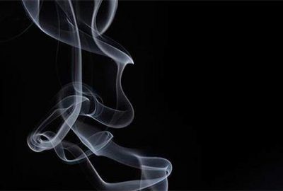 Kansere yakalanınca, kendisini sigaraya başlatan arkadaşını öldürdü