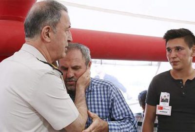 Orgeneral Akar ve komutanlardan şehit ailesine taziye ziyareti