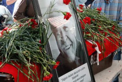 Usta yazar Muzaffer İzgü son yolculuğuna uğurlandı